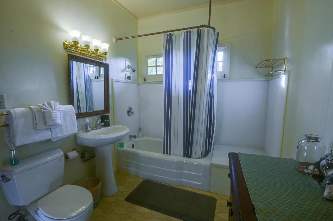 The Captains Quarters Fort Bragg Extérieur photo