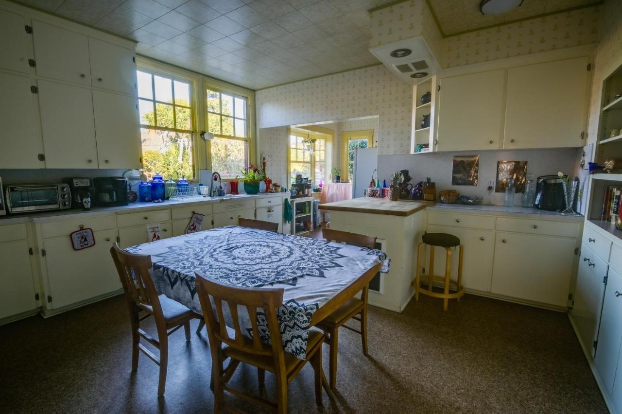 The Captains Quarters Fort Bragg Extérieur photo